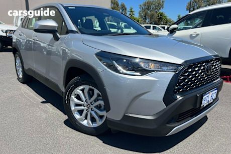 Silver 2023 Toyota Corolla Cross Wagon Gx 2Wd