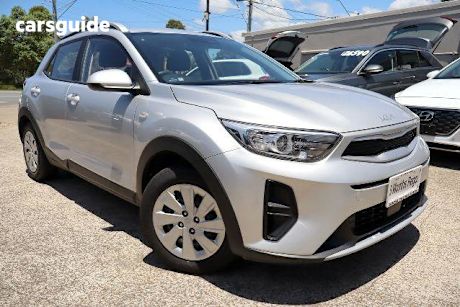 Silver 2022 Kia Stonic Wagon S