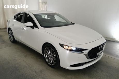 White 2019 Mazda 3 Sedan G20 Touring