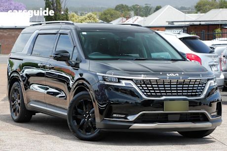 Black 2023 Kia Carnival Wagon Platinum