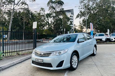 Blue 2014 Toyota Camry Sedan Altise
