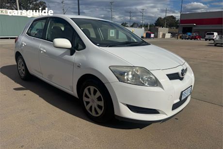 White 2009 Toyota Corolla Hatchback Ascent