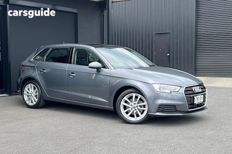 Grey 2018 Audi A3 Sportback 35 Tfsi Sprtbck (1.4 Tfsi Cod)