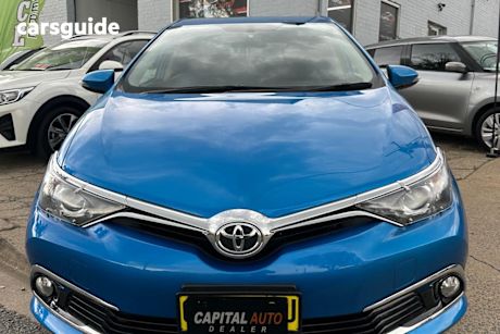 Blue 2016 Toyota Corolla Hatchback Zr