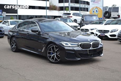 Grey 2022 BMW 530D Sedan M Sport Lci