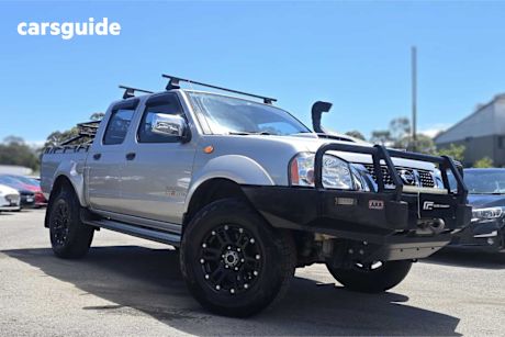 Silver 2012 Nissan Navara Dual Cab Pick-up St-R (4X4)