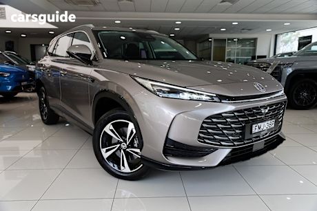 Silver 2024 MG HS Wagon Vibe