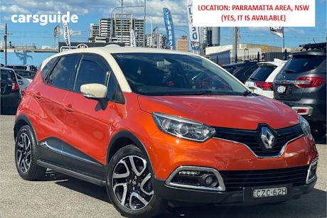 Orange 2015 Renault Captur Wagon Dynamique