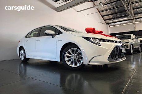 White 2022 Toyota Corolla Sedan Ascent Sport Hybrid