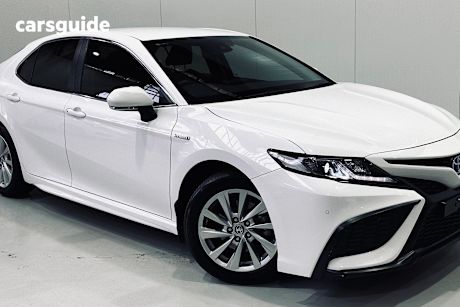 White 2022 Toyota Camry Sedan Ascent Sport Hybrid