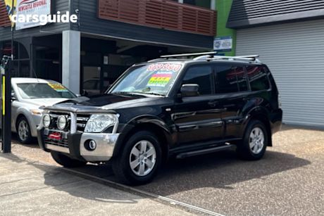 Black 2009 Mitsubishi Pajero Wagon Glx Lwb (4X4)