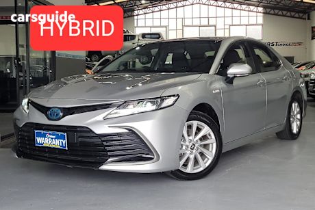 Silver 2021 Toyota Camry Sedan Ascent