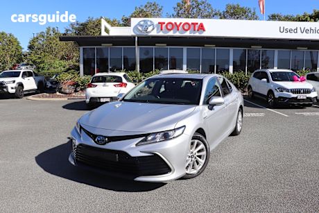 Silver 2024 Toyota Camry Sedan Ascent