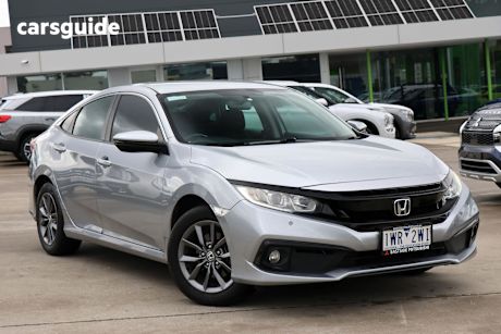 Silver 2019 Honda Civic Sedan Vti-S