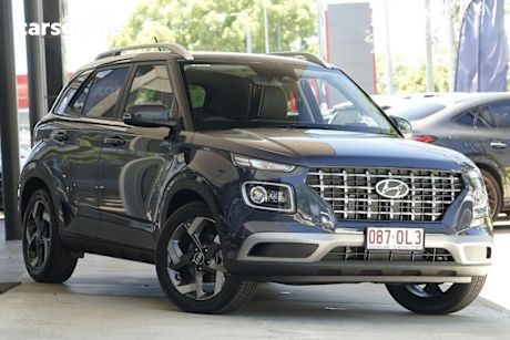 Blue 2025 Hyundai Venue Wagon Elite (Black) Two-Tone Roof