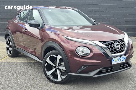 Red 2023 Nissan Juke Hatchback St-L