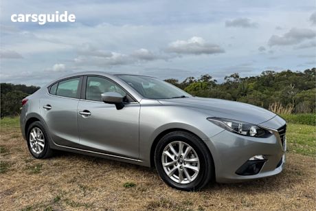 Silver 2015 Mazda 3 Sedan Maxx