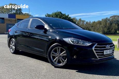 Black 2017 Hyundai Elantra Sedan Active 2.0 Mpi