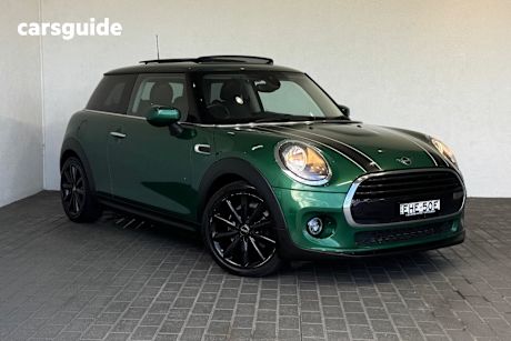 Green 2019 Mini Cooper Hatchback 3D Hatch