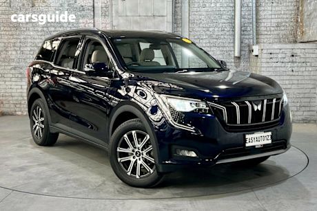 Blue 2023 Mahindra XUV700 Wagon Ax7L