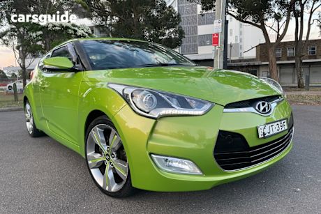 Green 2012 Hyundai Veloster Coupe +