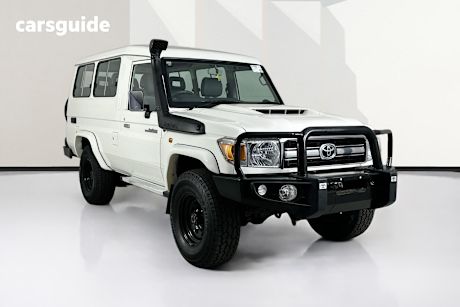 White 2018 Toyota Landcruiser Gxl (4X4) 5 Seat
