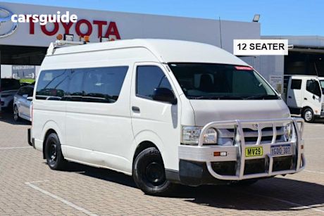 White 2016 Toyota HiAce Bus Commuter