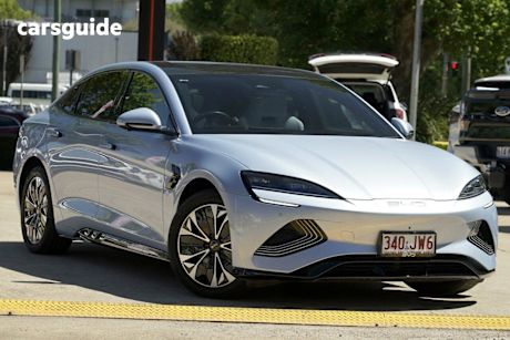 Blue 2024 BYD Seal Sedan Dynamic