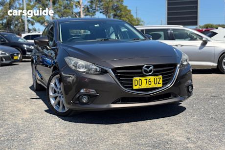 Silver 2014 Mazda 3 Hatchback Sp25
