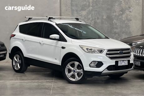 White 2017 Ford Escape Wagon Trend (Awd)