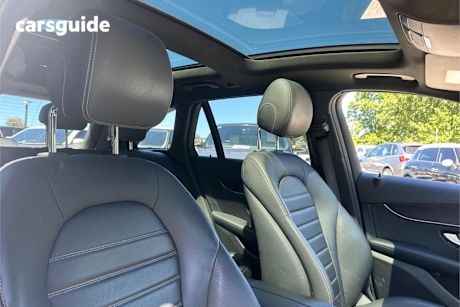 Silver 2018 Mercedes-Benz GLC220 Wagon D