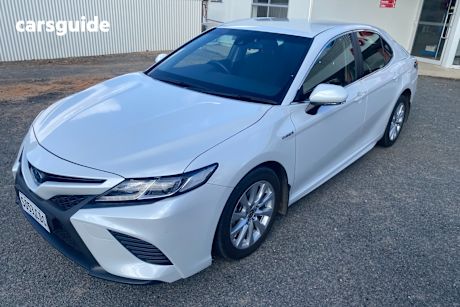 White 2020 Toyota Camry Sedan Ascent Hybrid