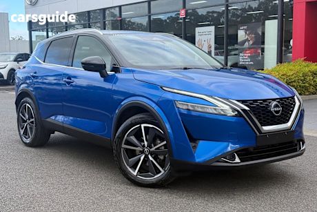 Blue 2024 Nissan Qashqai Wagon St-L