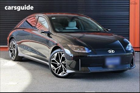 Green 2023 Hyundai Ioniq 6 Sedan Epiq Awd