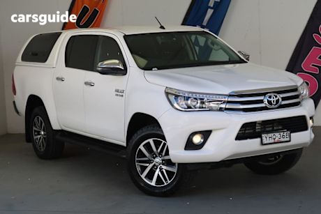 White 2017 Toyota Hilux Dual Cab Utility Sr5 (4X4)