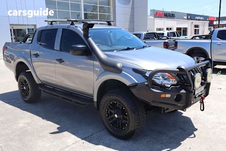 Grey 2017 Mitsubishi Triton Dual Cab Utility Glx Plus (4X4)