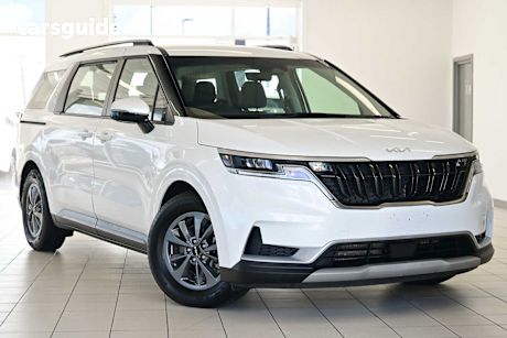 White 2023 Kia Carnival Wagon S