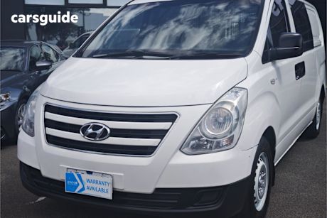 White 2015 Hyundai Iload Van