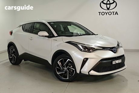White 2023 Toyota C-HR Wagon Koba (2Wd) Hybrid