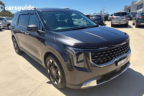 Grey 2024 Kia Carnival Wagon Gt-Line