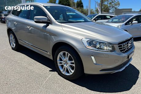 Gold 2013 Volvo XC60 Wagon T5 Luxury