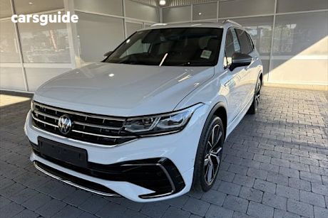 White 2024 Volkswagen Tiguan Wagon Allspace 162Tsi R-Line