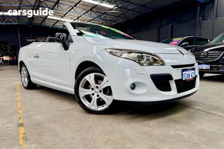 White 2011 Renault Megane Cabriolet Dynamique
