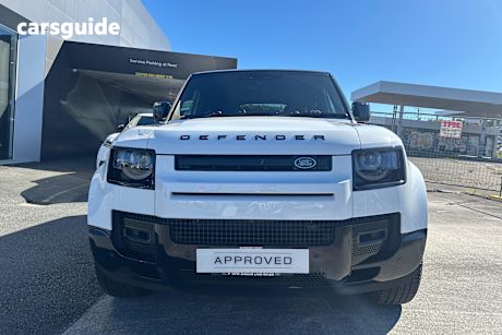 White 2024 Land Rover Defender Wagon 110 P400E X-Dynamic Se Phev