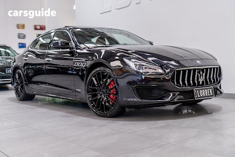 Black 2017 Maserati Quattroporte Sedan GRANSPORT