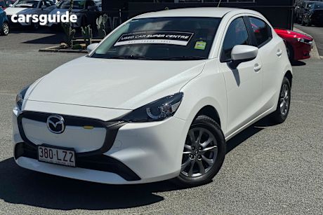 White 2024 Mazda 2 Hatchback G15 Pure