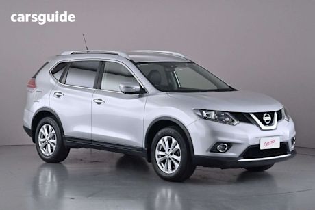 Silver 2015 Nissan X-Trail Wagon St-L (4X4)