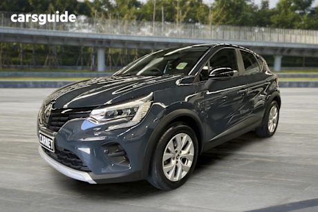 Blue 2023 Renault Captur Wagon Intens