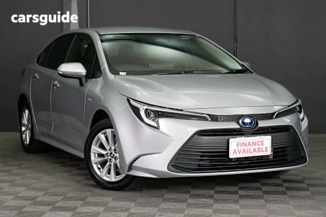 Silver 2025 Toyota Corolla Sedan Sx Hev