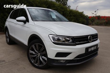 White 2018 Volkswagen Tiguan Wagon 162 Tsi Sportline
